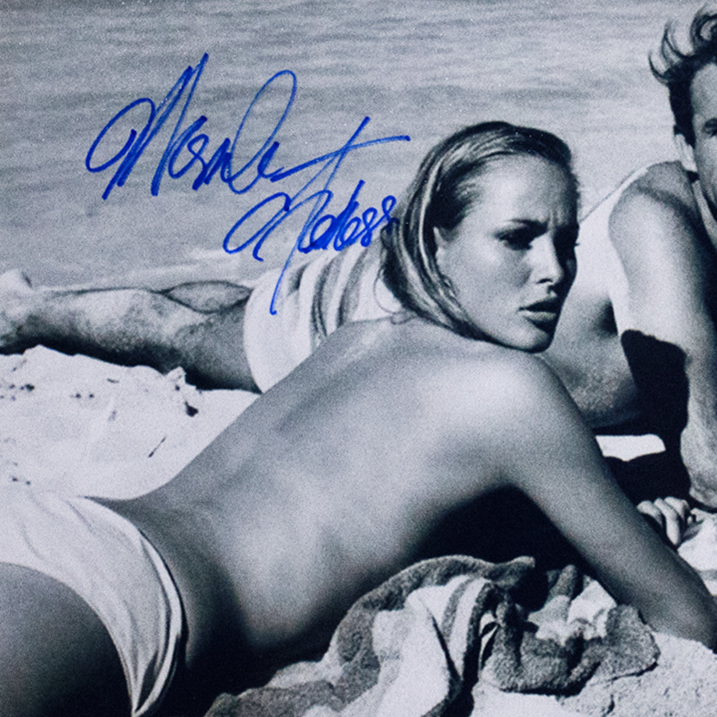 Signed Photo Agent 007 vs. Dr. No 1962 - Sean Connery & Ursula Andress