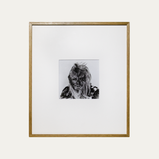 Lote 11: Fotografía de Star Wars: Episodio V - El Imperio Contraataca (1980) - Peter Mayhew