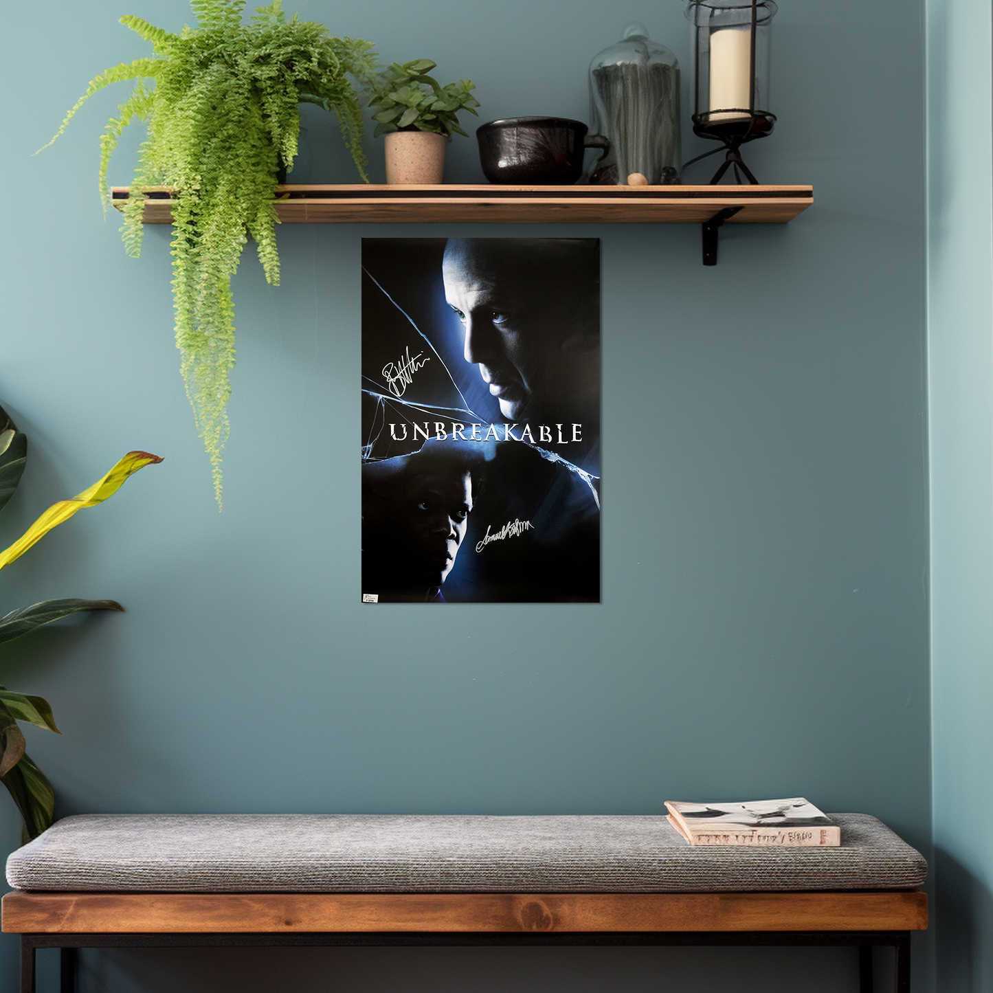 Lote 59: Póster firmado de Unbreakable (2000) - Samuel L. Jackson, Bruce Willis