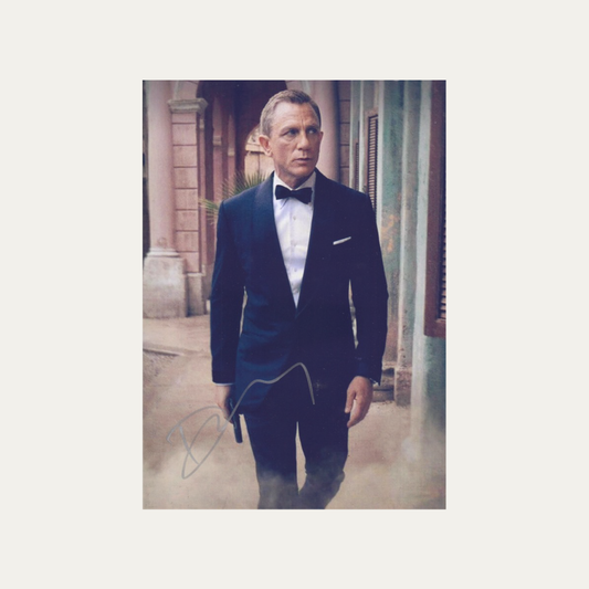 Signed Photo James Bond: No Time to Die 2021 - Daniel Craig