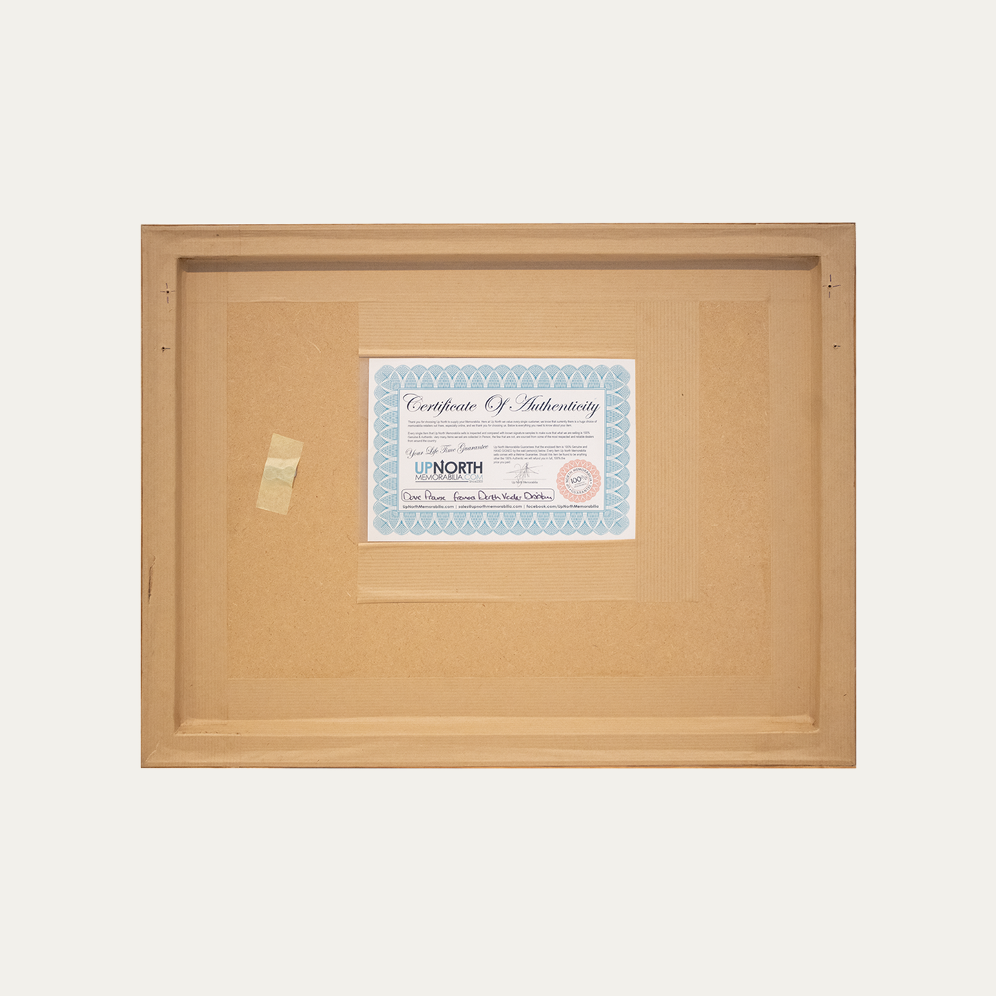 Lote 05: Fotografía firmada de Star Wars: Episodio V - El Imperio Contraataca (1980) - David Prowse