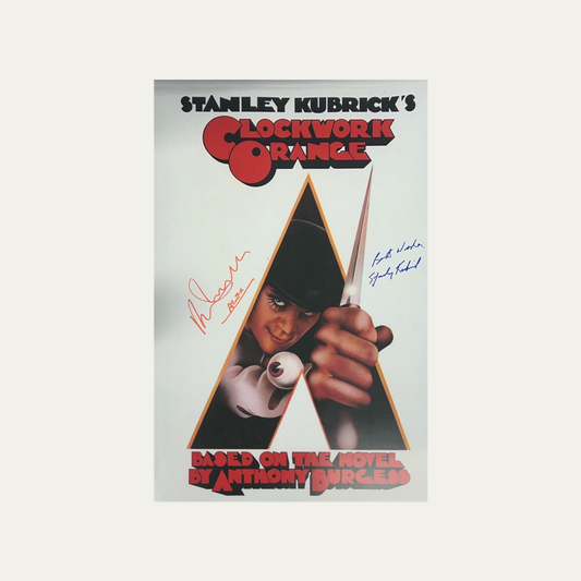 Lote 47: Póster firmado de La naranja mecánica (1971) - Malcolm McDowell