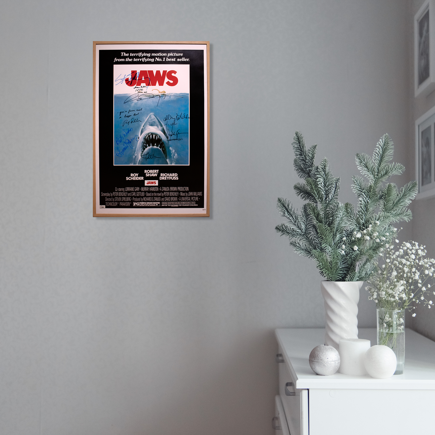 Lot 65: Signed Poster Jaws 1975 - Roy Scheider, Richard Dreyfuss, Lorraine Gary, Susan Backlinie, Jeffrey Kramer, John Williams and Steven Spielberg
