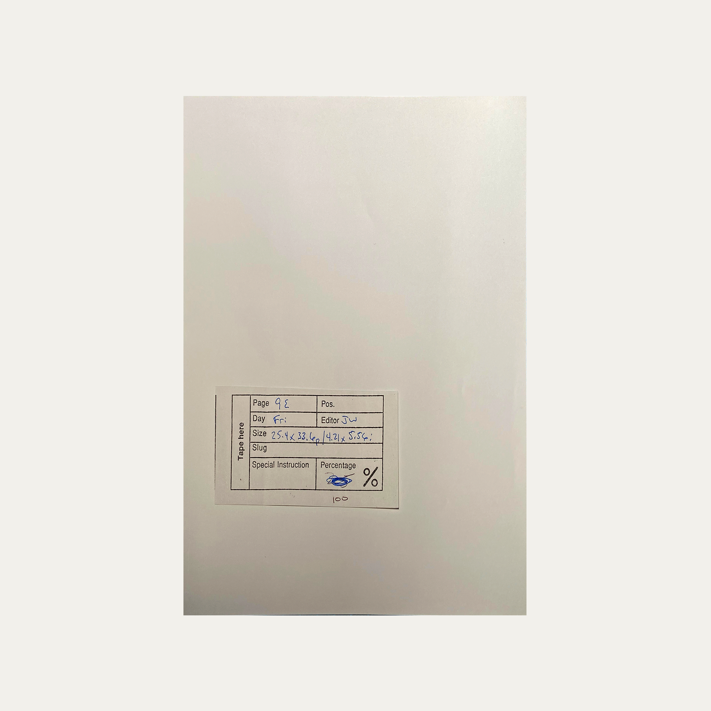 Lot 36: Photo Edward Scissorhands 1990 - Johnny Depp & Winona Ryder